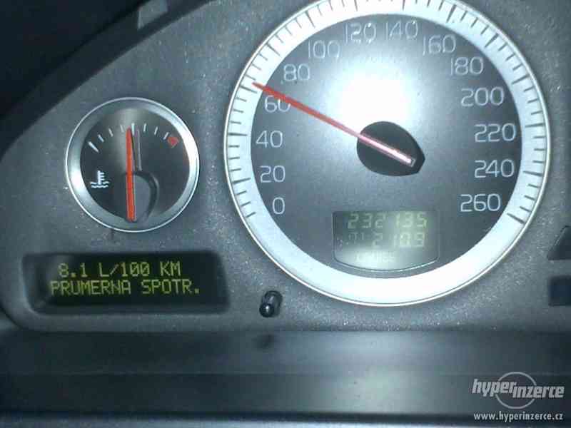 Volvo XC 90 - foto 18