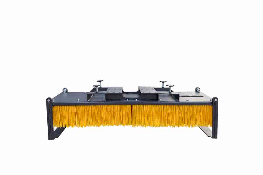 Zametací kartáč/smeták pro bagry a vysokozdvižné vozíky 150  - foto 3