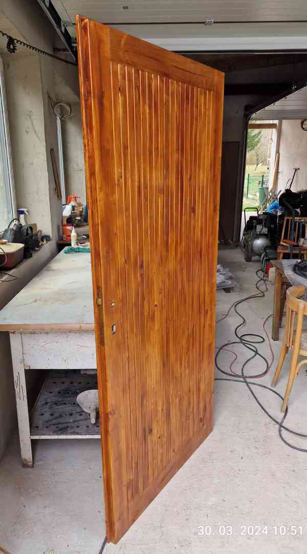 Nové venkovní dveře, dřevěné, zateplené, 90 cm levé  - foto 3