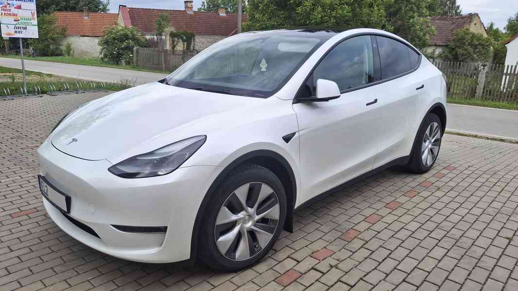 Tesla Y - foto 2