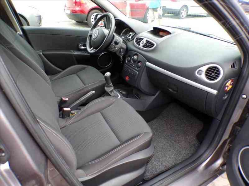 Renault Clio 1,2 TCe KLIMA - foto 11