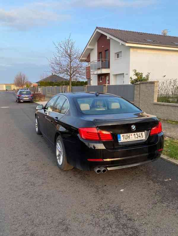 BMW Řada 5 2,5   F10, 525d (6ti válec) - foto 11