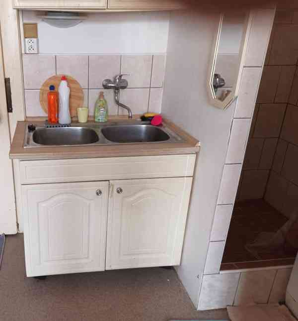 Garsonka RD Fugnerova, 1-2 studující/mladí pracující - foto 4