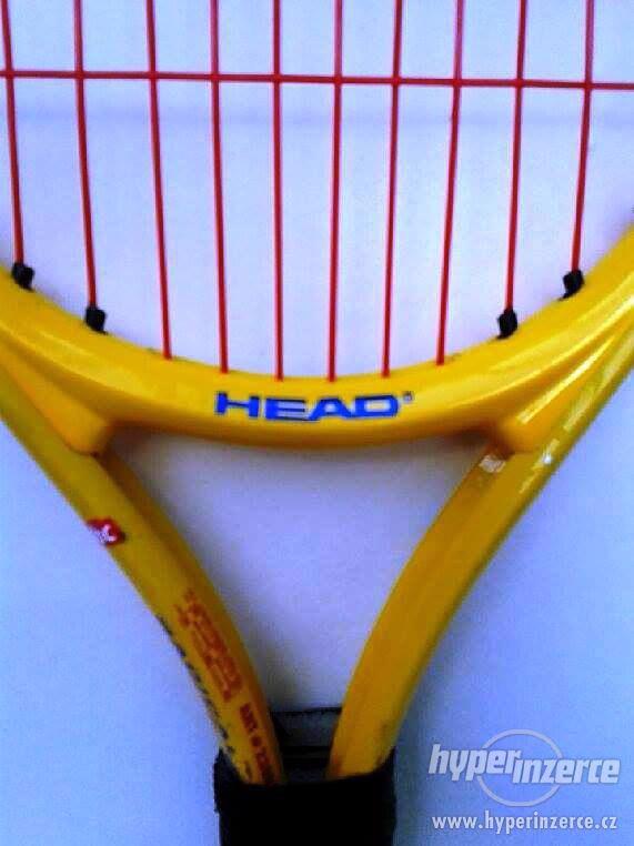 Dětská nebo lehká dámská tenisová raketa. - foto 2
