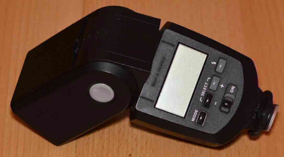 Blesk: Metz 50 AF-1 DIGITAL **pro Canon *GN.: 50*E-TTL II - foto 5