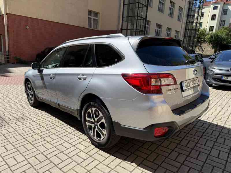 Subaru Outback 2.5 A/T AWD - foto 8