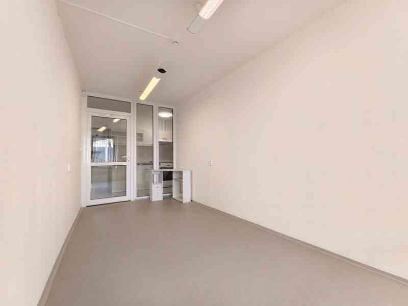 Pronájem kanceláře 37m2, Jablonec n/N (ul. Dvorská)  - foto 3