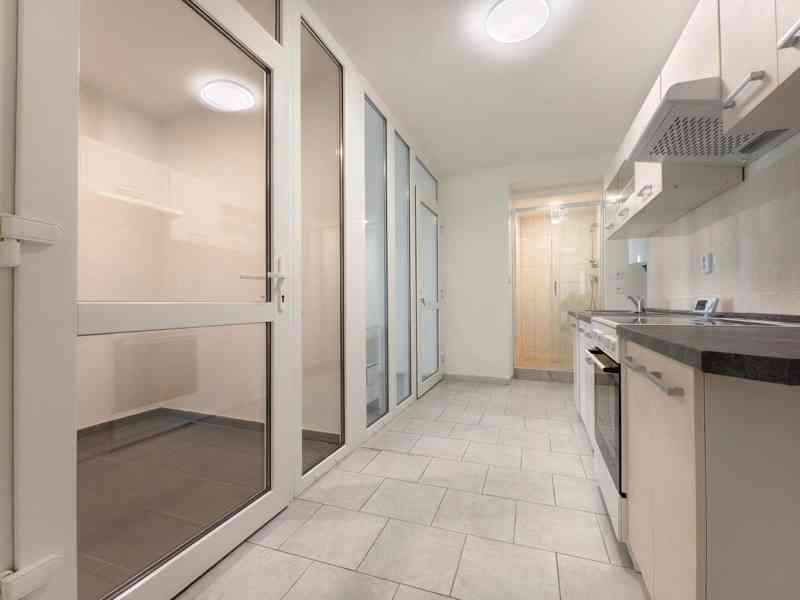 Pronájem kanceláře 37m2, Jablonec n/N (ul. Dvorská)  - foto 2