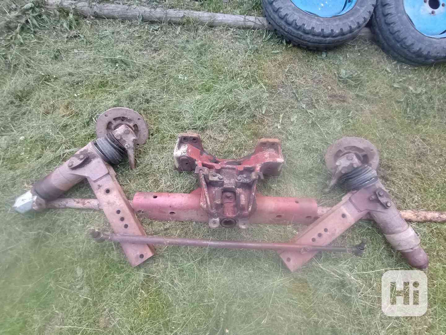 Přední náprava Zetor 5611 - foto 1
