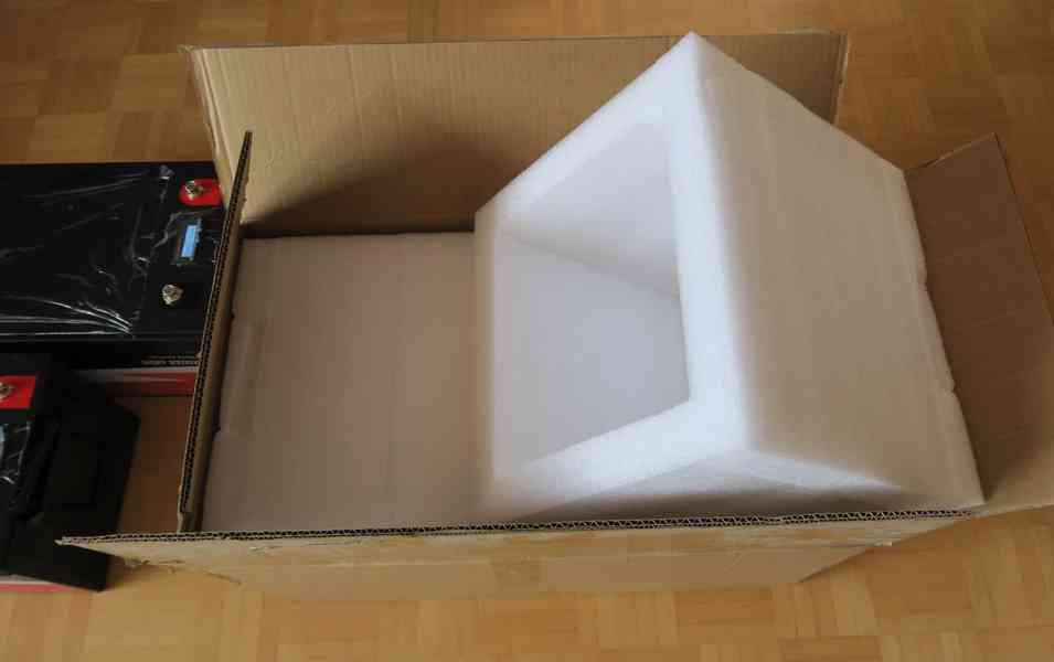 Baterie LiFePO4 Nielftor - 300Ah, 12V BMS - foto 7