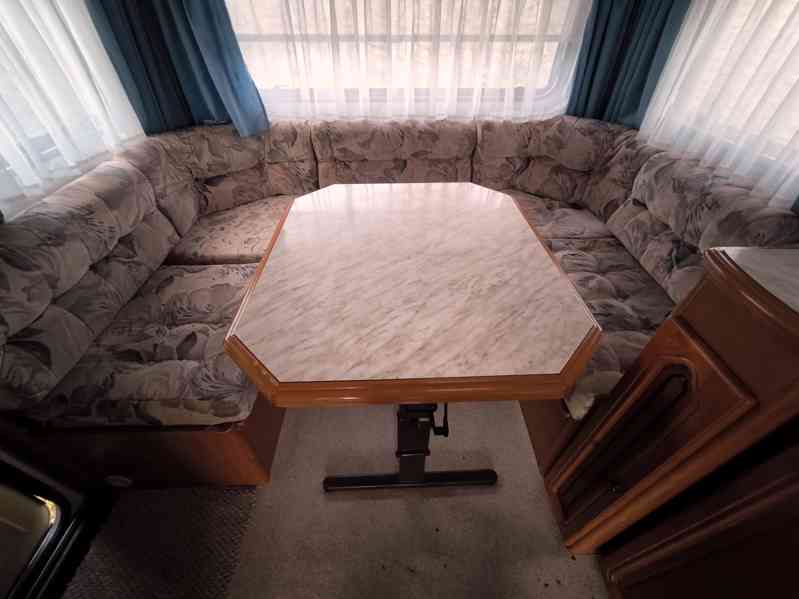 Liberty 550, pěkná chatka na pevné stání, dovoz možný. - foto 11