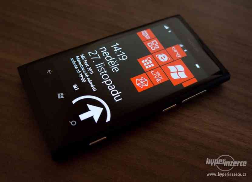 Nokia Lumia 800 - foto 1