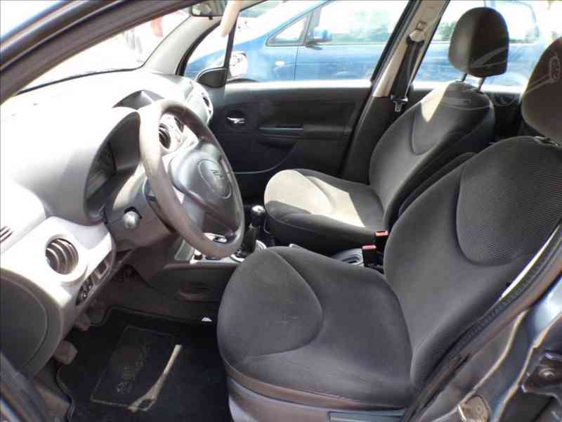 Citroën C3 1,4 i LETNÍ A ZIMNÍ KOLA - foto 7