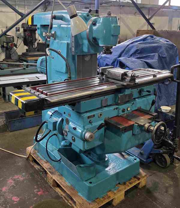 Použitá frézka FA 3 AU, r. v. 1980, po SO v r. 2025 - foto 8