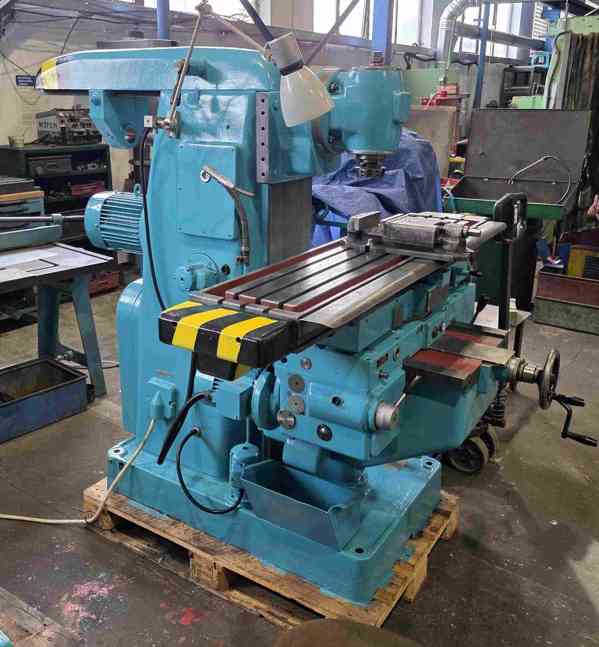 Použitá frézka FA 3 AU, r. v. 1980, po SO v r. 2025 - foto 2