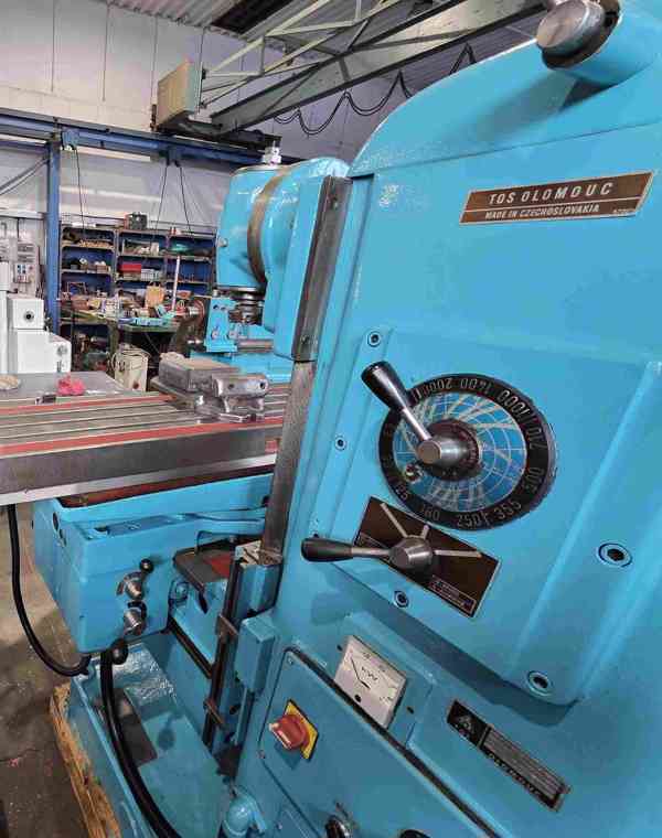 Použitá frézka FA 3 AU, r. v. 1980, po SO v r. 2025 - foto 5
