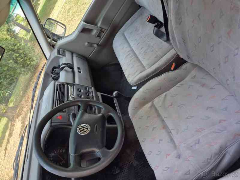VW Transporter 2.5 TDI, 9 míst, nová STK - foto 7