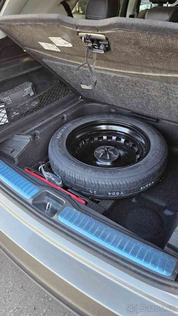 Mercedes-Benz GLE 2,0   300D 4MATIC (1950 cm3, 180 kW - foto 17