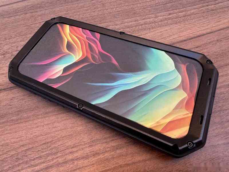 Příslušenství pro iPhone 15 Pro Max – vše dohromady - foto 2