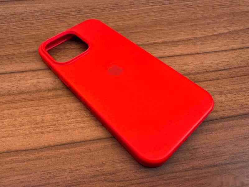 Příslušenství pro iPhone 15 Pro Max – vše dohromady - foto 16