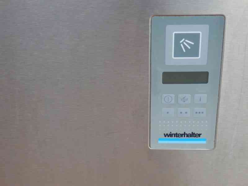 Průchozí myčka Winterhalter PT-500 - foto 4