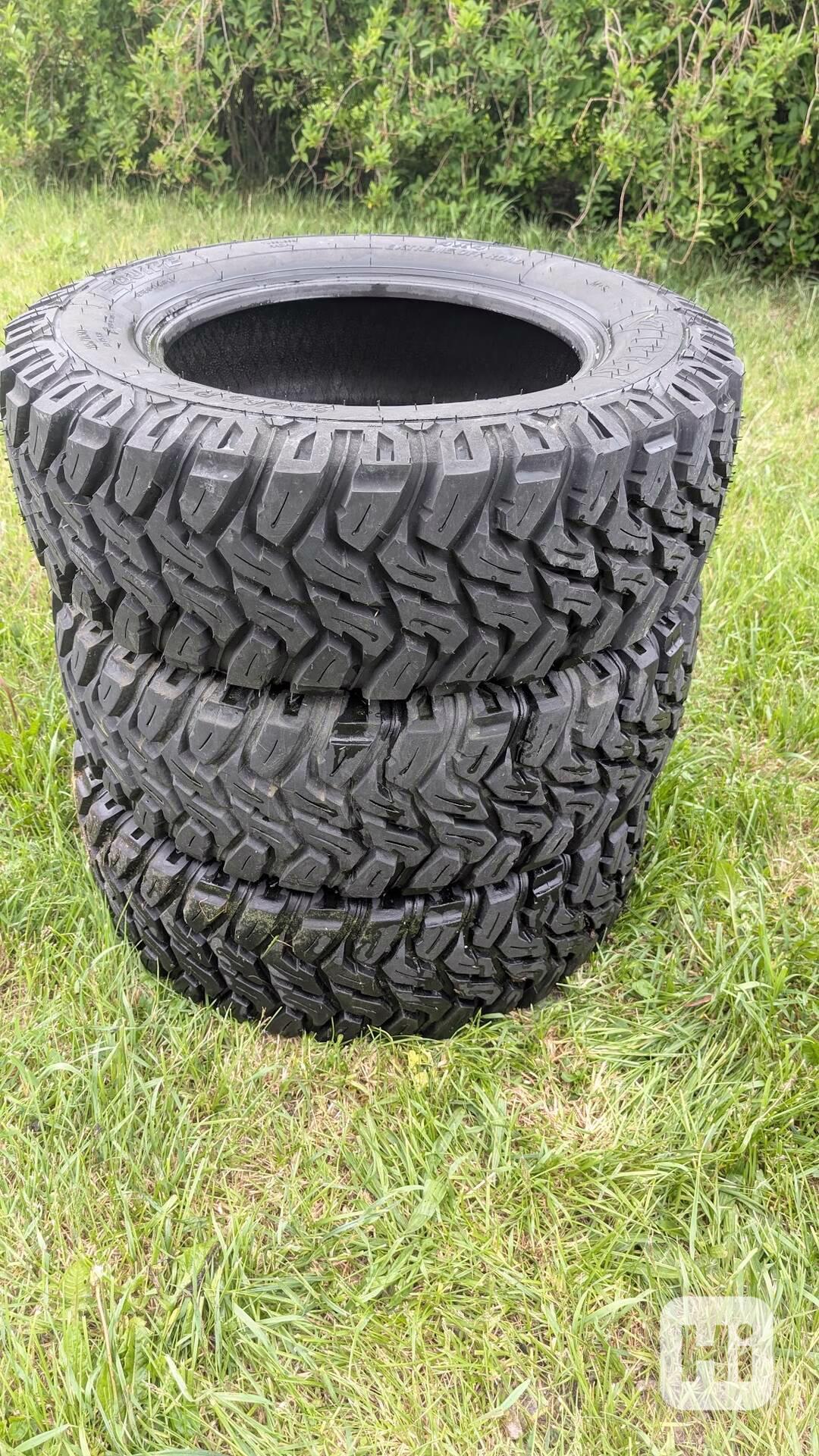 Offroad pneu 235/65-17 viper STT - [25.5. 2025] - foto 1