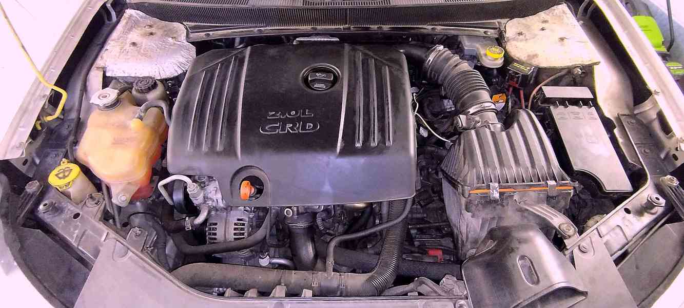 Chrysler Sebring, 2.0 CRD/TDi (koncern Volkswagen) rok 2008 - foto 12