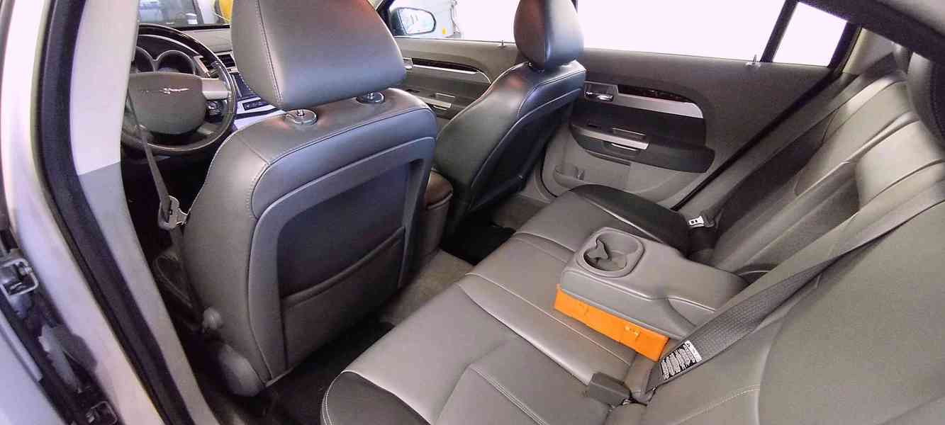 Chrysler Sebring, 2.0 CRD/TDi (koncern Volkswagen) rok 2008 - foto 9
