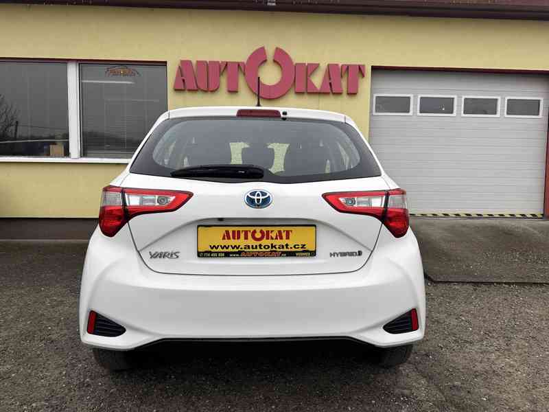 Toyota Yaris 1.5 Hybrid 74kW/1MAJ/77tisKM - foto 4