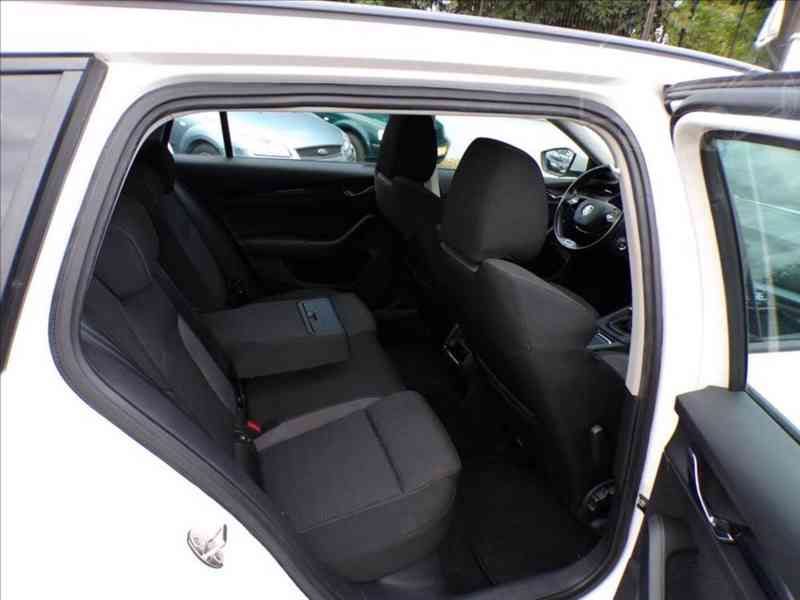 Škoda Octavia 2,0 TDI KOUPENO NOVÉ V ČR-DPH - foto 12