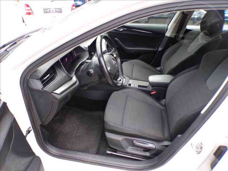 Škoda Octavia 2,0 TDI KOUPENO NOVÉ V ČR-DPH - foto 9