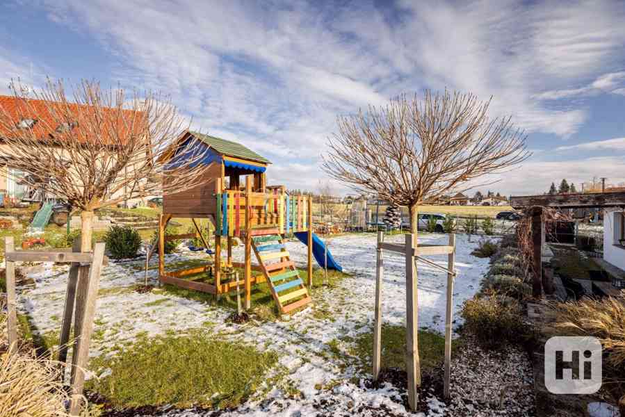 Na prodej rodinný dům 3+kk s garáží a terasou, 142m2, ul. Slunečná, Babice u Říčan - foto 13