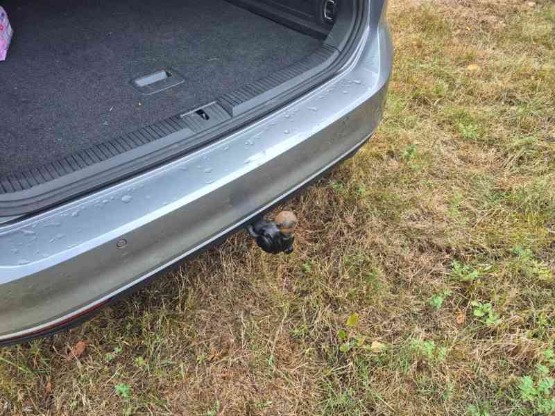Volkswagen Passat 2,0   110KW r 2022 Business, manuál - foto 5