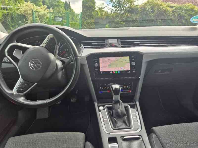 Volkswagen Passat 2,0   110KW r 2022 Business, manuál - foto 7