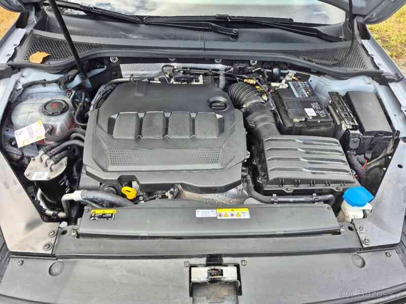 Volkswagen Passat 2,0   110KW r 2022 Business, manuál - foto 6