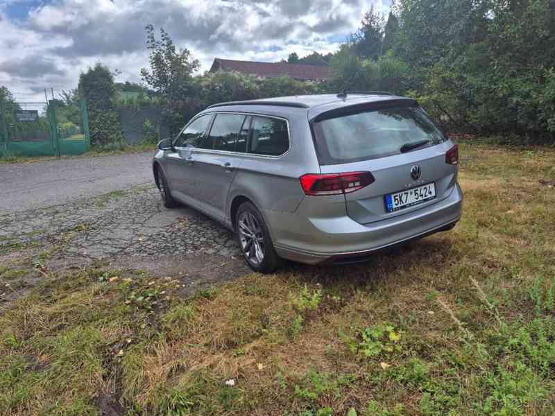 Volkswagen Passat 2,0   110KW r 2022 Business, manuál - foto 2