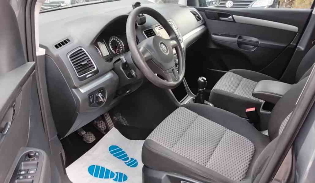 Volkswagen Sharan 2,0TDI Trendline 103kw - foto 11