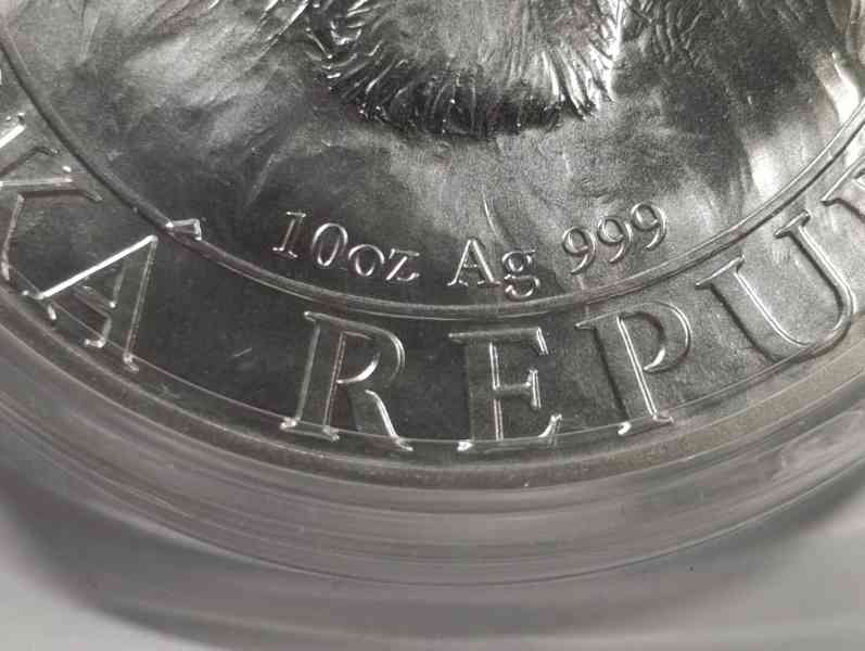 Stříbrná 10 oz investiční mince Český lev 2022 stand, 311gr. - foto 9