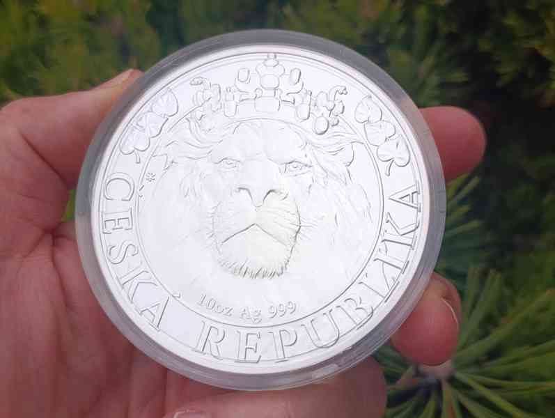 Stříbrná 10 oz investiční mince Český lev 2022 stand, 311gr. - foto 5