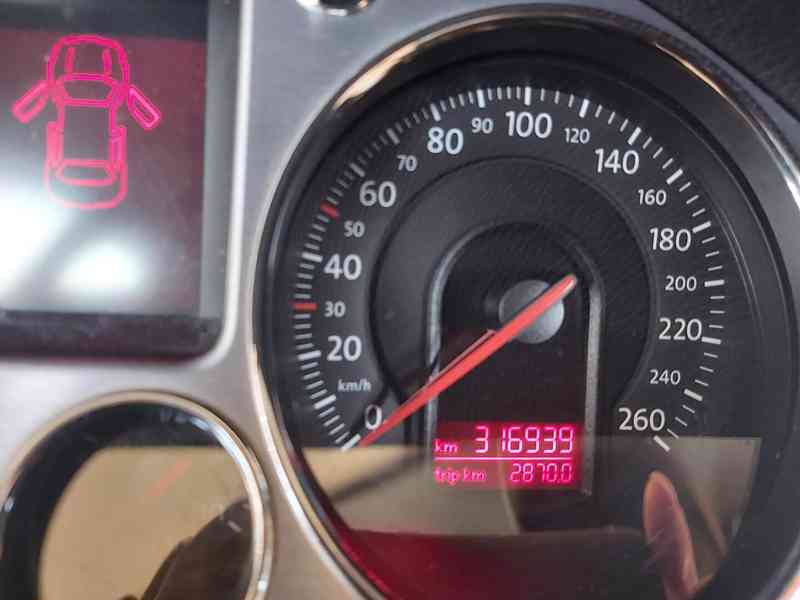 Volkswagen Passat  - foto 8