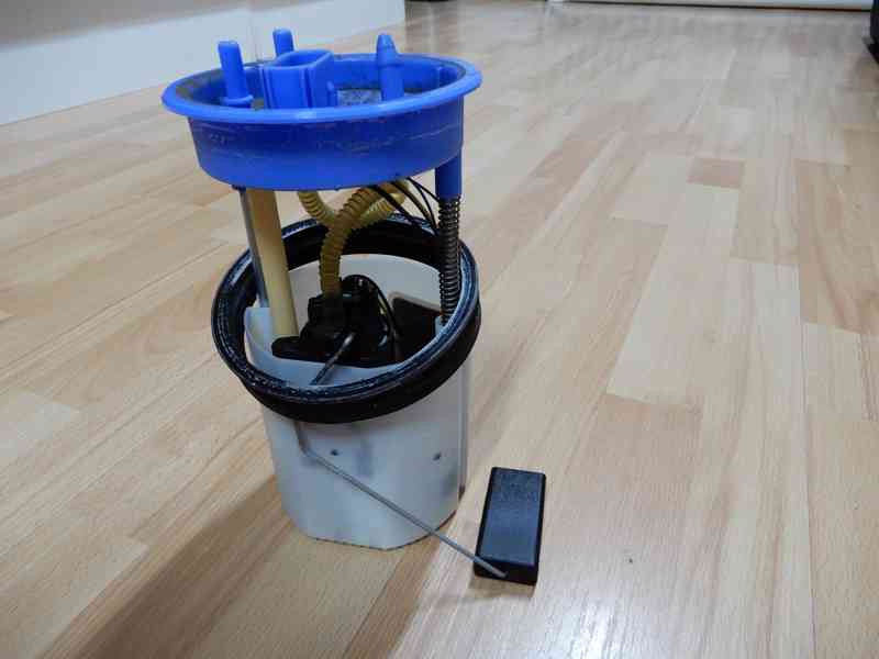 Čerpadlo paliva Fabia II. 1,2TSi - foto 2