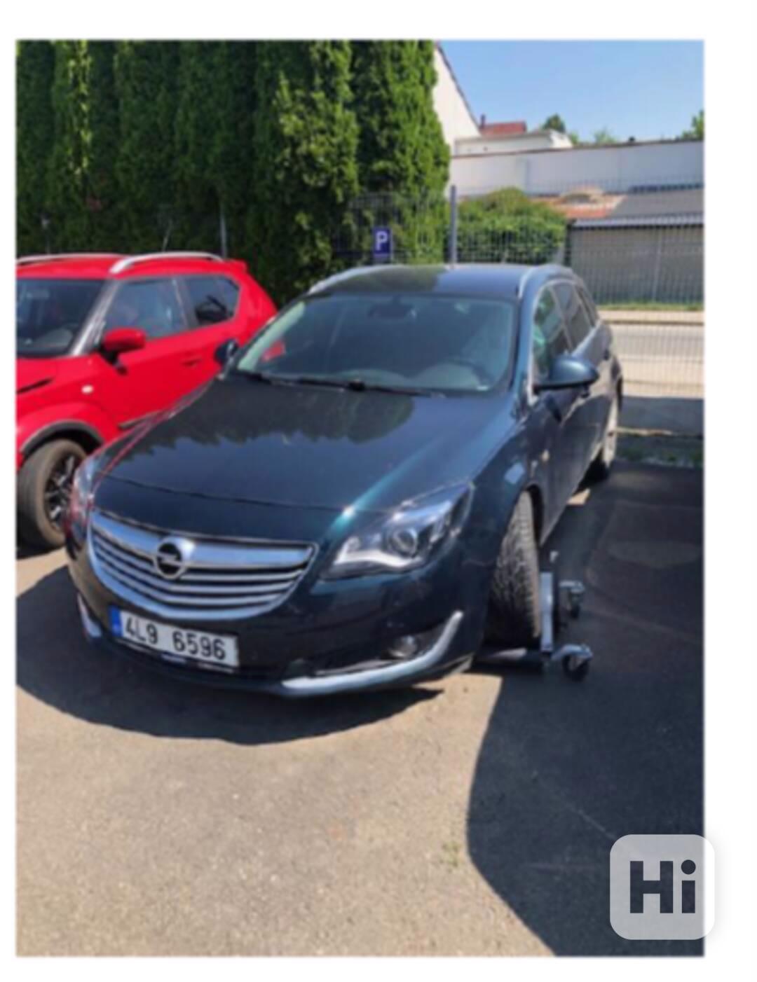 OPEL INSIGNIA, r. 2013 (akt. nepojízdné, ale opravitelné) - foto 1
