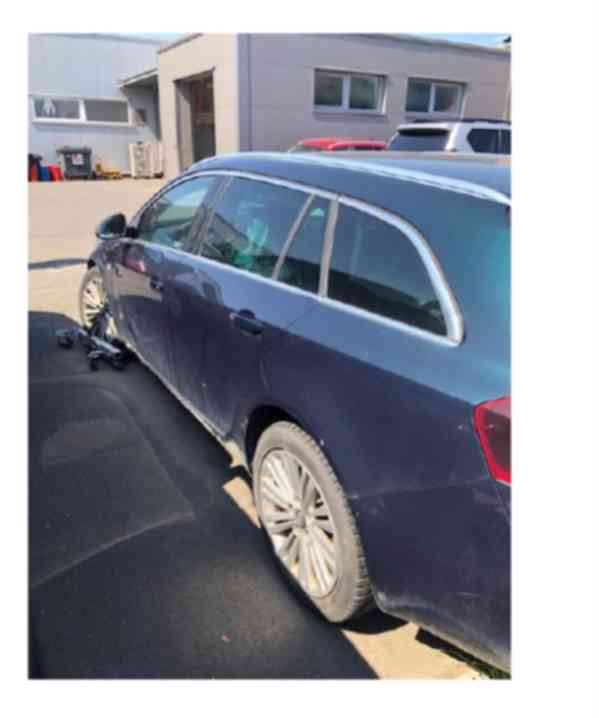 OPEL INSIGNIA, r. 2013 (akt. nepojízdné, ale opravitelné) - foto 6