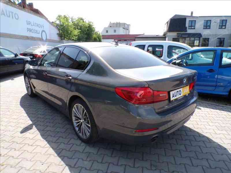 BMW 2,0 530e xDrive iPerformance - foto 3