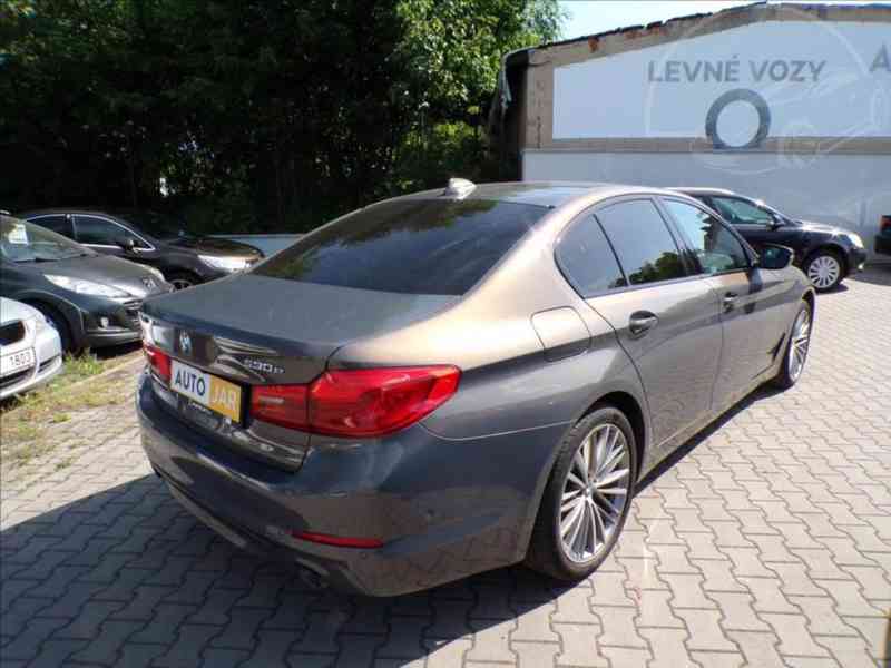BMW 2,0 530e xDrive iPerformance - foto 4