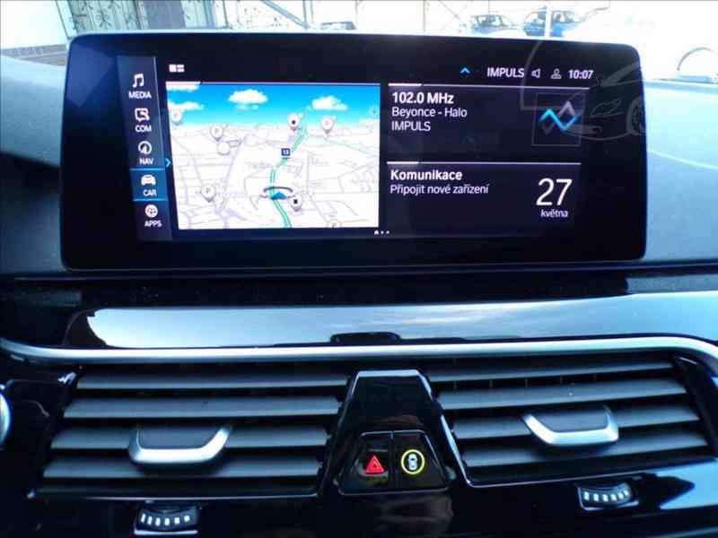 BMW 2,0 530e xDrive iPerformance - foto 8