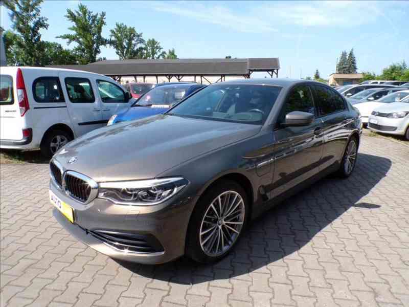 BMW 2,0 530e xDrive iPerformance - foto 2