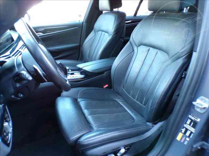 BMW 2,0 530e xDrive iPerformance - foto 11