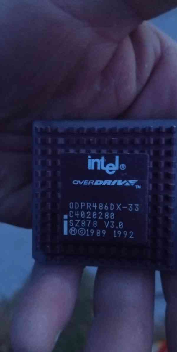 sběratelský procesor Intel  - foto 5