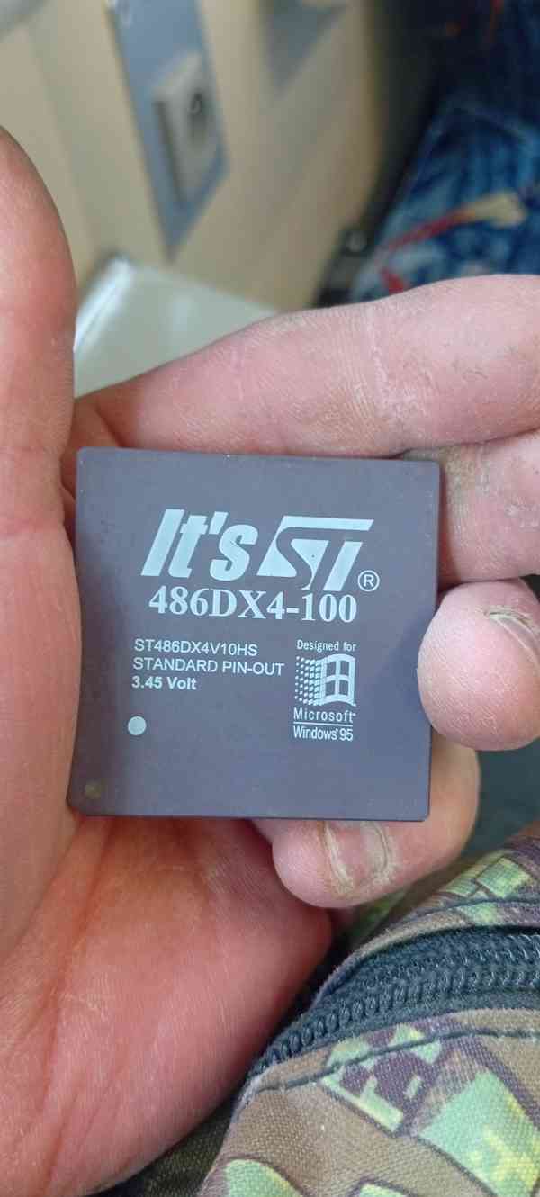 sběratelský procesor Intel  - foto 3